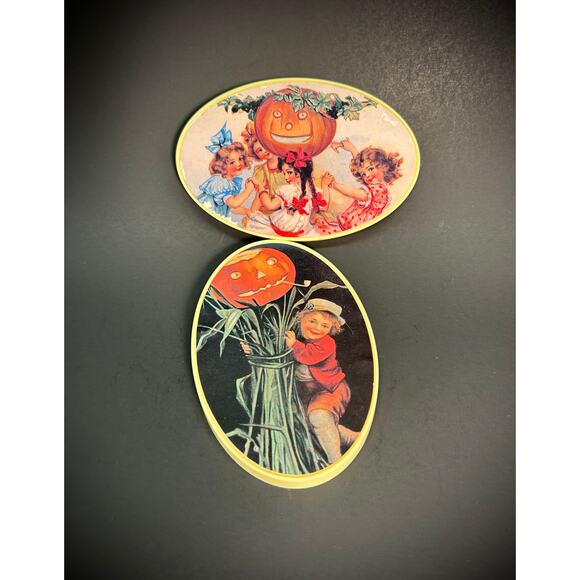 Oval Candy Gift Boxes VTG Plastic - Nostalgic MCM Graphics Set of 2, Made In USA - Picture 1 of 8